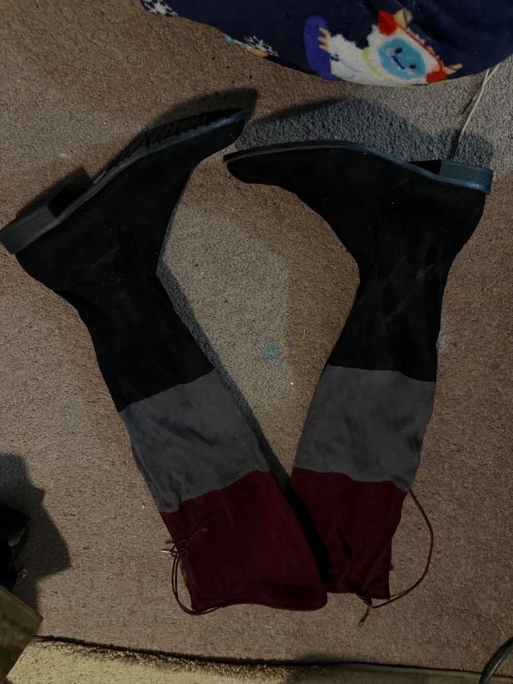 Voki Design ANNA‑22 Colorblock Knee Boots – Burgundy/Gray/Black – Size 11